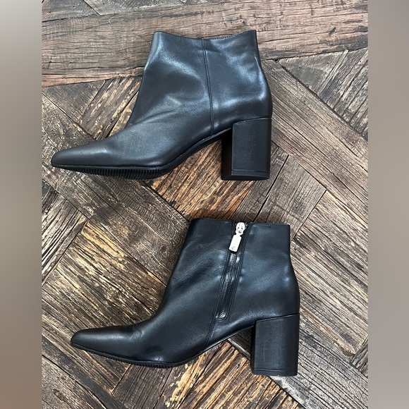 Blondo Tasel Waterproof Bootie - Picture 3 of 11